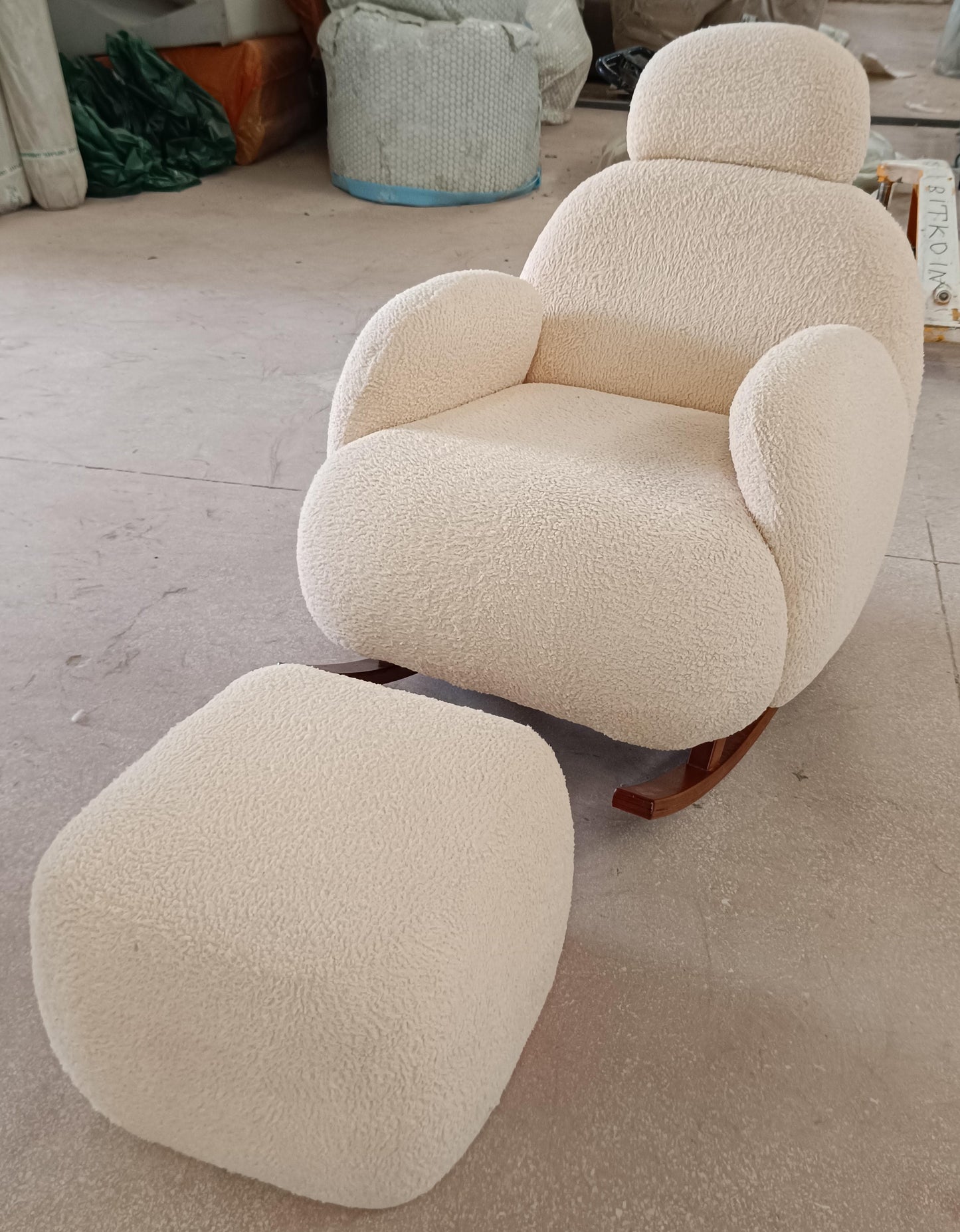 PUFFY SOFA