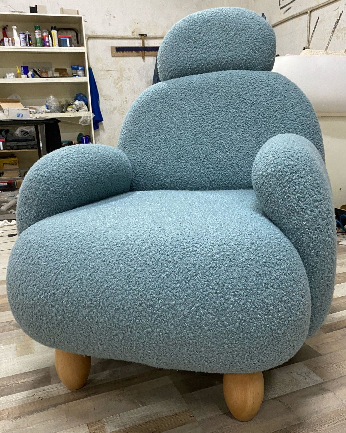 PUFFY SOFA