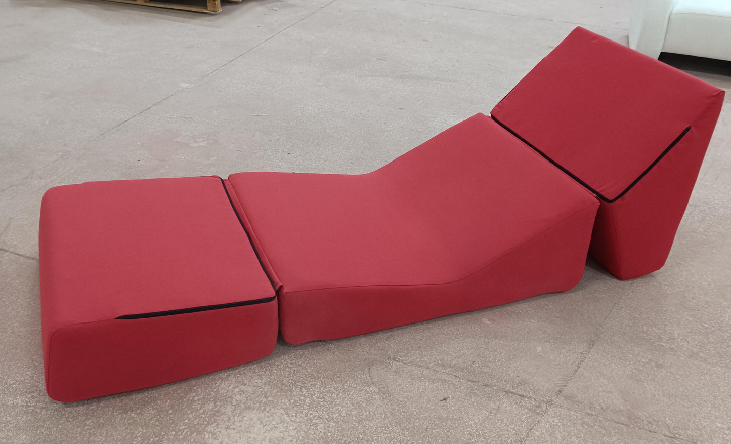 COLE SOFA