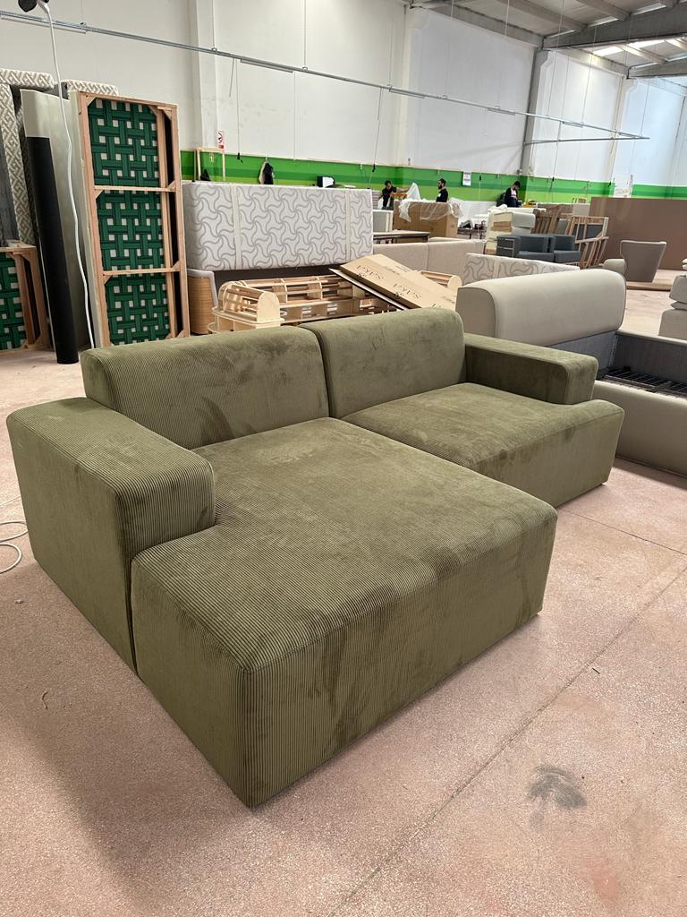 Instent Sofa